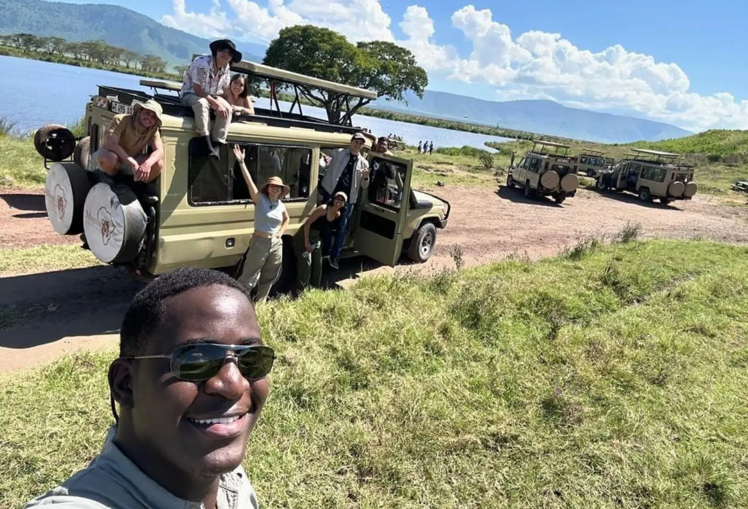 Guide and guests together at Mujuni-African Adventures